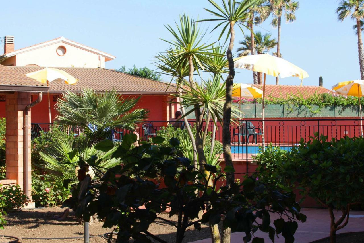 Residence Del Mare Casesicule Santa Maria Del Focallo Exterior photo